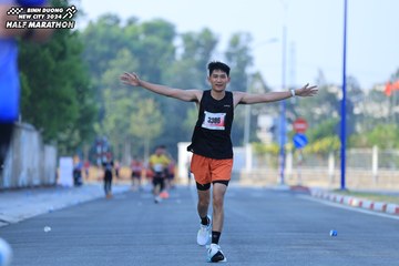 BINH DUONG NEW CITY HALF MARATHON 2024 - Ảnh #1765164