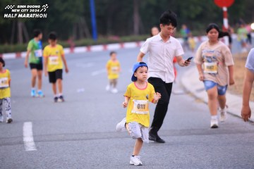 BINH DUONG NEW CITY HALF MARATHON 2024 - Ảnh #1727066