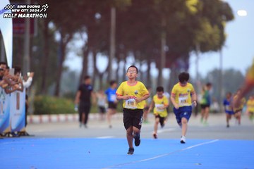 BINH DUONG NEW CITY HALF MARATHON 2024 - Ảnh #1728908
