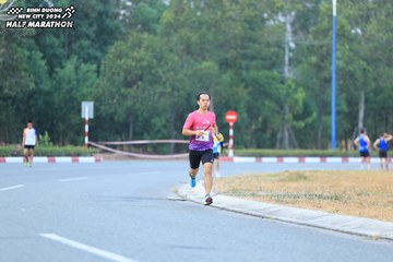 BINH DUONG NEW CITY HALF MARATHON 2024 - Ảnh #1735741
