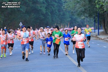 BINH DUONG NEW CITY HALF MARATHON 2024 - Ảnh #1772370