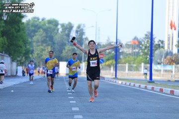 BINH DUONG NEW CITY HALF MARATHON 2024 - Ảnh #1766358