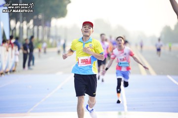 BINH DUONG NEW CITY HALF MARATHON 2024 - Ảnh #1757423