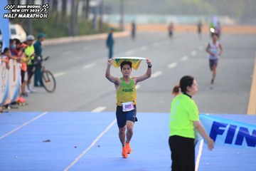 BINH DUONG NEW CITY HALF MARATHON 2024 - Ảnh #1739036