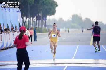BINH DUONG NEW CITY HALF MARATHON 2024 - Ảnh #1772346