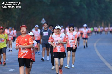 BINH DUONG NEW CITY HALF MARATHON 2024 - Ảnh #1771985