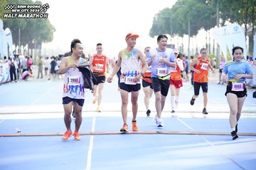 BINH DUONG NEW CITY HALF MARATHON 2024 - Ảnh #1759433