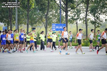 BINH DUONG NEW CITY HALF MARATHON 2024 - Ảnh #1729760