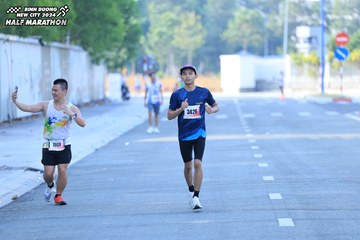 BINH DUONG NEW CITY HALF MARATHON 2024 - Ảnh #1770916
