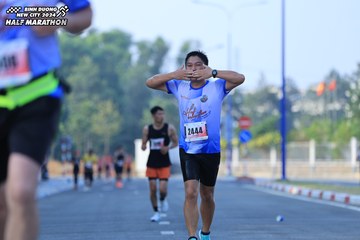 BINH DUONG NEW CITY HALF MARATHON 2024 - Ảnh #1765137