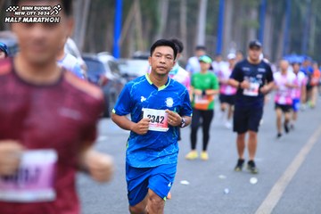 BINH DUONG NEW CITY HALF MARATHON 2024 - Ảnh #1750554