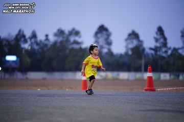 BINH DUONG NEW CITY HALF MARATHON 2024 - Ảnh #1725944