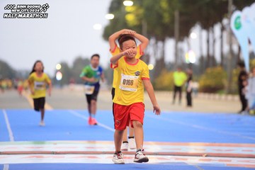 BINH DUONG NEW CITY HALF MARATHON 2024 - Ảnh #1727612