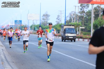 BINH DUONG NEW CITY HALF MARATHON 2024 - Ảnh #1770377