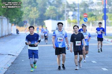 BINH DUONG NEW CITY HALF MARATHON 2024 - Ảnh #1771269