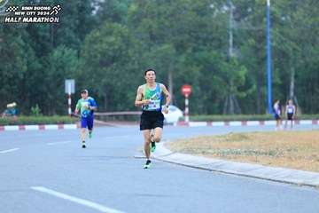 BINH DUONG NEW CITY HALF MARATHON 2024 - Ảnh #1735910