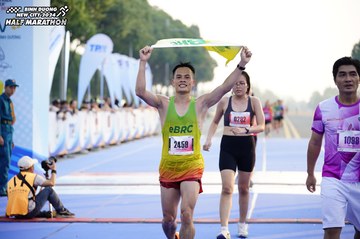 BINH DUONG NEW CITY HALF MARATHON 2024 - Ảnh #1758325