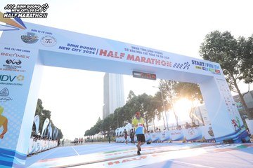 BINH DUONG NEW CITY HALF MARATHON 2024 - Ảnh #1819805