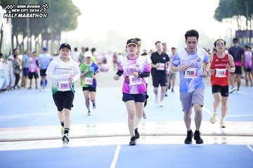 BINH DUONG NEW CITY HALF MARATHON 2024 - Ảnh #1760699