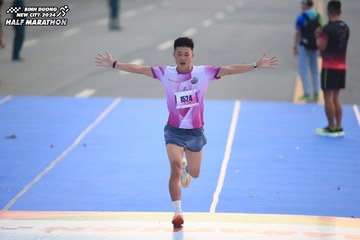 BINH DUONG NEW CITY HALF MARATHON 2024 - Ảnh #1738956