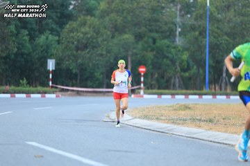 BINH DUONG NEW CITY HALF MARATHON 2024 - Ảnh #1735576