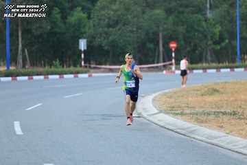 BINH DUONG NEW CITY HALF MARATHON 2024 - Ảnh #1735003