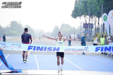 BINH DUONG NEW CITY HALF MARATHON 2024 - Ảnh #1771380