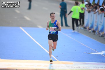 BINH DUONG NEW CITY HALF MARATHON 2024 - Ảnh #1738939