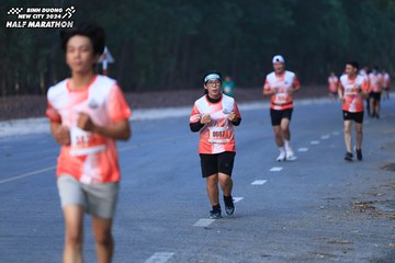 BINH DUONG NEW CITY HALF MARATHON 2024 - Ảnh #1750316