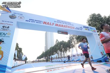 BINH DUONG NEW CITY HALF MARATHON 2024 - Ảnh #1819821