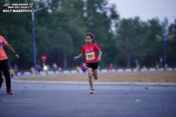 BINH DUONG NEW CITY HALF MARATHON 2024 - Ảnh #1725030