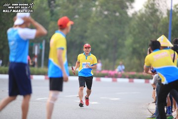 BINH DUONG NEW CITY HALF MARATHON 2024 - Ảnh #1736714