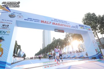 BINH DUONG NEW CITY HALF MARATHON 2024 - Ảnh #1819837