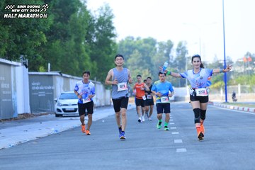BINH DUONG NEW CITY HALF MARATHON 2024 - Ảnh #1766903
