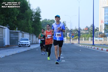 BINH DUONG NEW CITY HALF MARATHON 2024 - Ảnh #1764284
