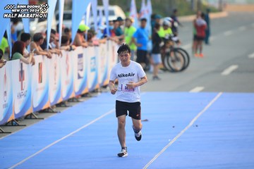 BINH DUONG NEW CITY HALF MARATHON 2024 - Ảnh #1740255