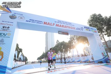 BINH DUONG NEW CITY HALF MARATHON 2024 - Ảnh #1819797