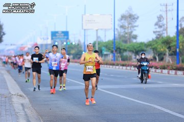 BINH DUONG NEW CITY HALF MARATHON 2024 - Ảnh #1770285