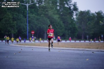 BINH DUONG NEW CITY HALF MARATHON 2024 - Ảnh #1725020