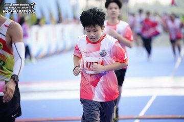 BINH DUONG NEW CITY HALF MARATHON 2024 - Ảnh #1758714