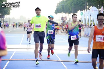 BINH DUONG NEW CITY HALF MARATHON 2024 - Ảnh #1763428