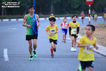 BINH DUONG NEW CITY HALF MARATHON 2024 - Ảnh #1726243