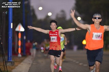 BINH DUONG NEW CITY HALF MARATHON 2024 - Ảnh #1756280
