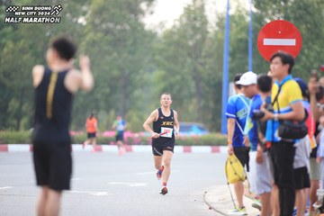 BINH DUONG NEW CITY HALF MARATHON 2024 - Ảnh #1736302