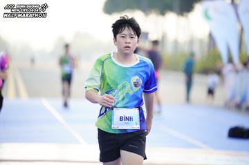 BINH DUONG NEW CITY HALF MARATHON 2024 - Ảnh #1759804