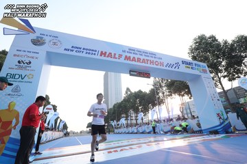 BINH DUONG NEW CITY HALF MARATHON 2024 - Ảnh #1819302
