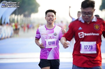 BINH DUONG NEW CITY HALF MARATHON 2024 - Ảnh #1762840