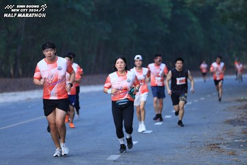 BINH DUONG NEW CITY HALF MARATHON 2024 - Ảnh #1750100