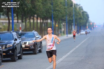 BINH DUONG NEW CITY HALF MARATHON 2024 - Ảnh #1739457