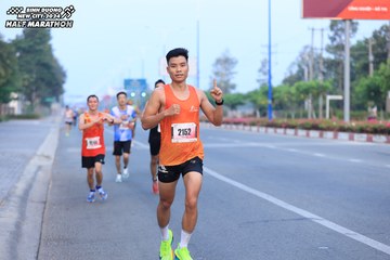 BINH DUONG NEW CITY HALF MARATHON 2024 - Ảnh #1766212